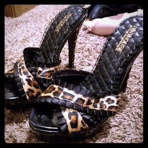 Leopard sexy heels